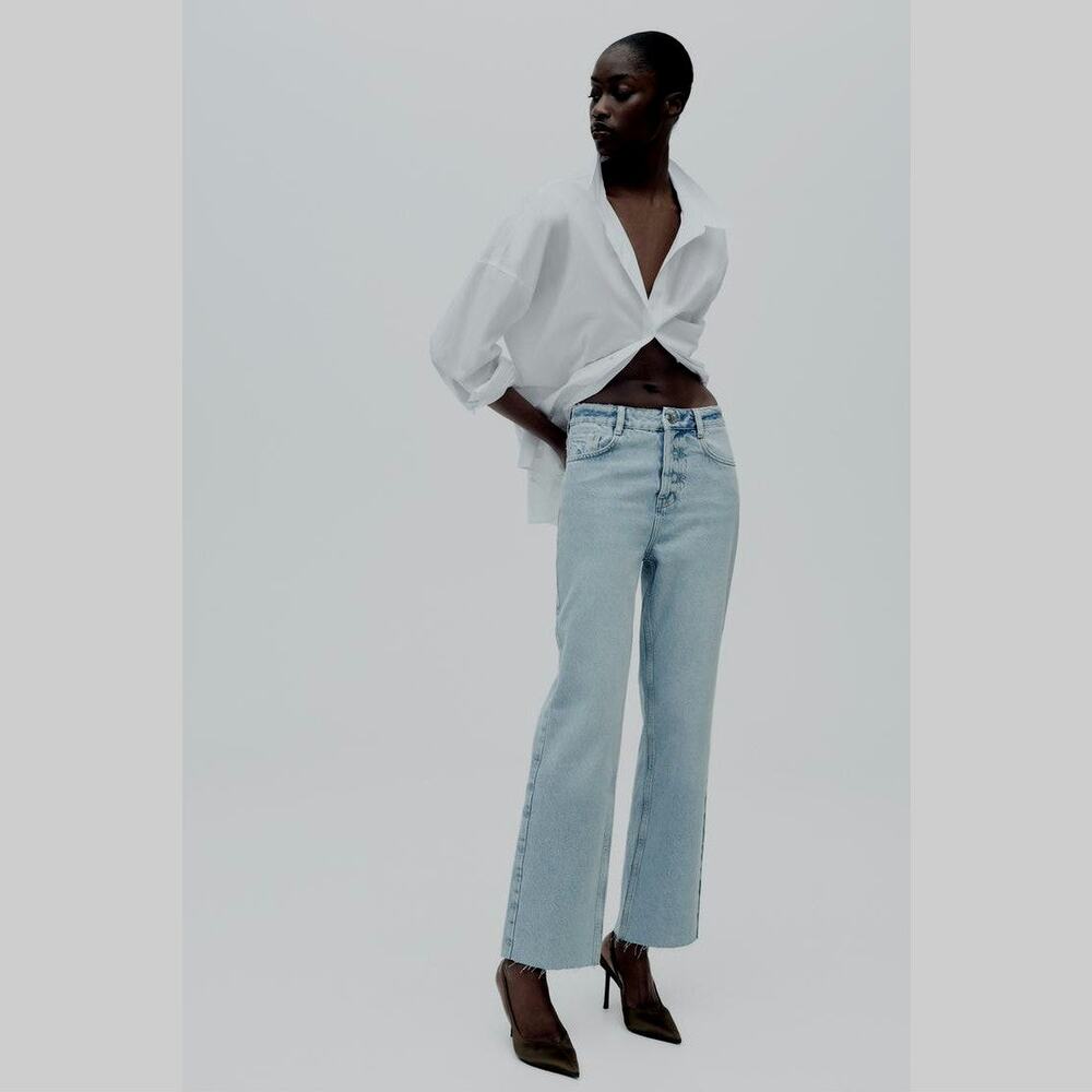 Zara Straight Fit Jeans sz 2